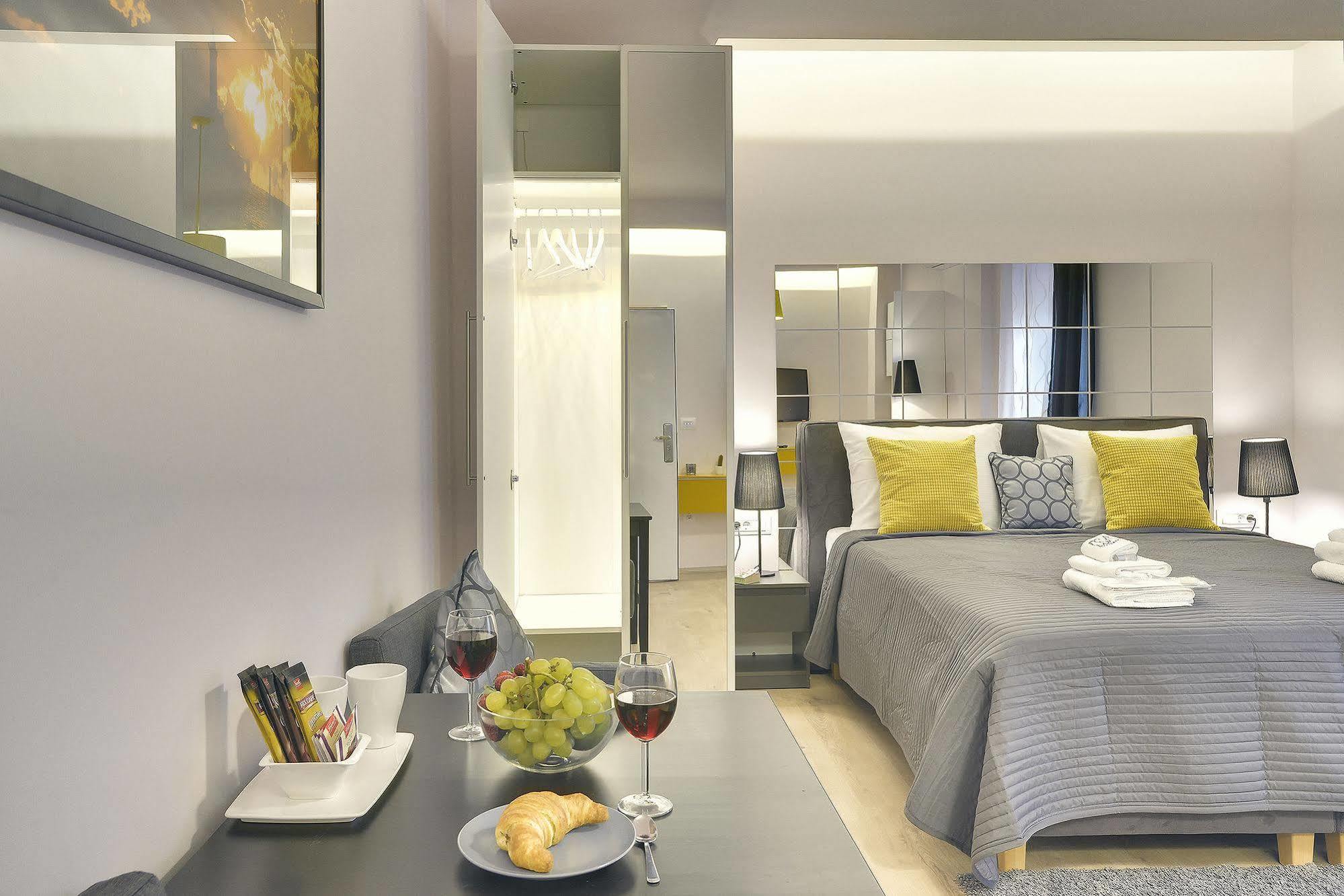 Apartment D&a Center With Free Parking