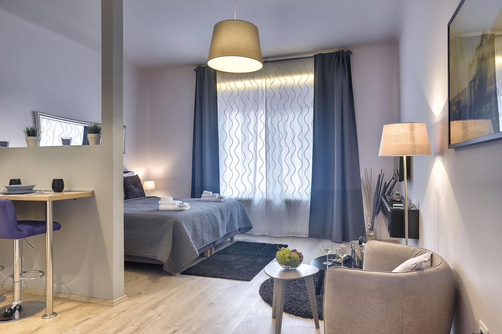 D&a Center With Free Parking Pula