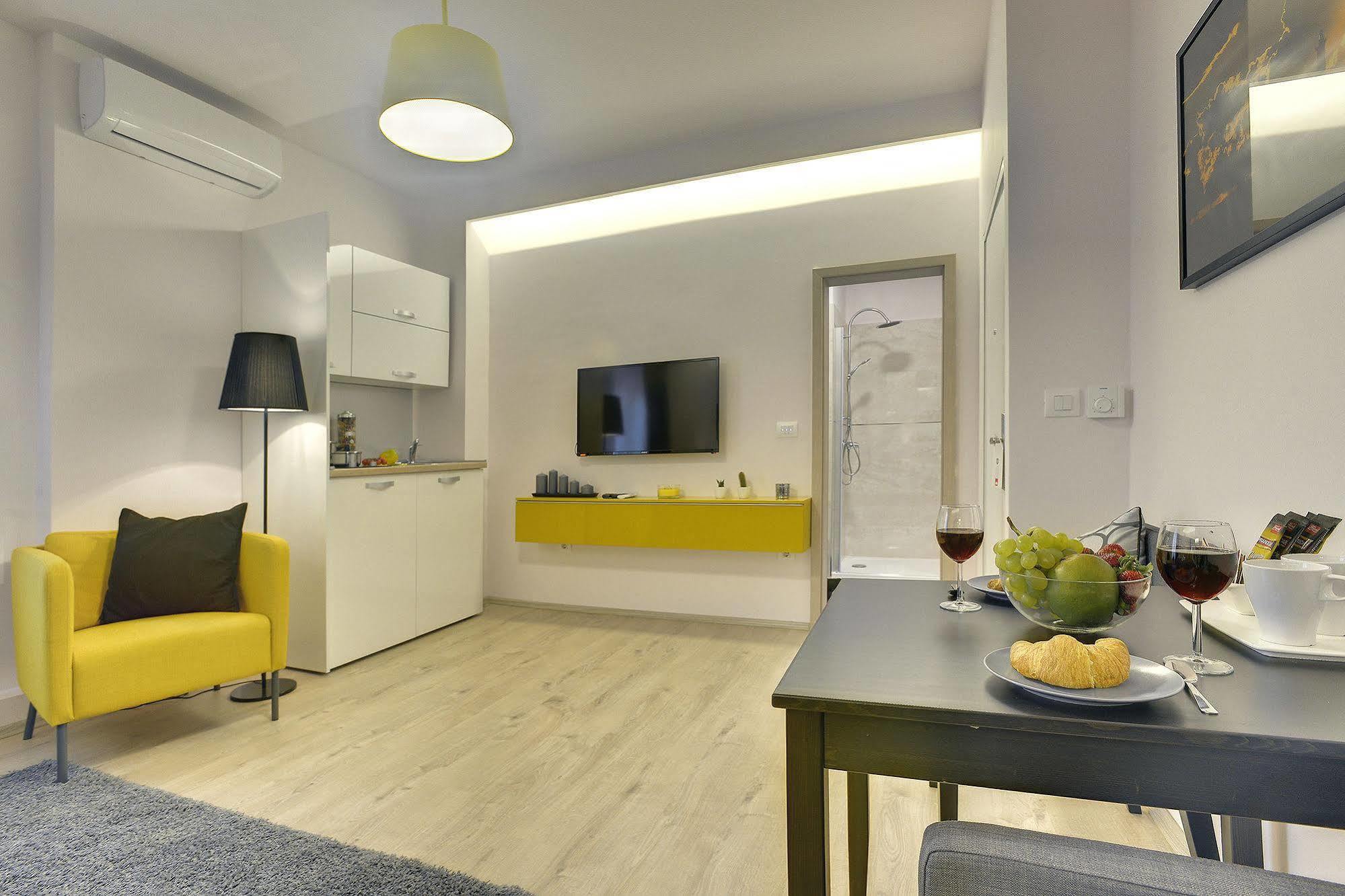 D&a Center With Free Parking Pula