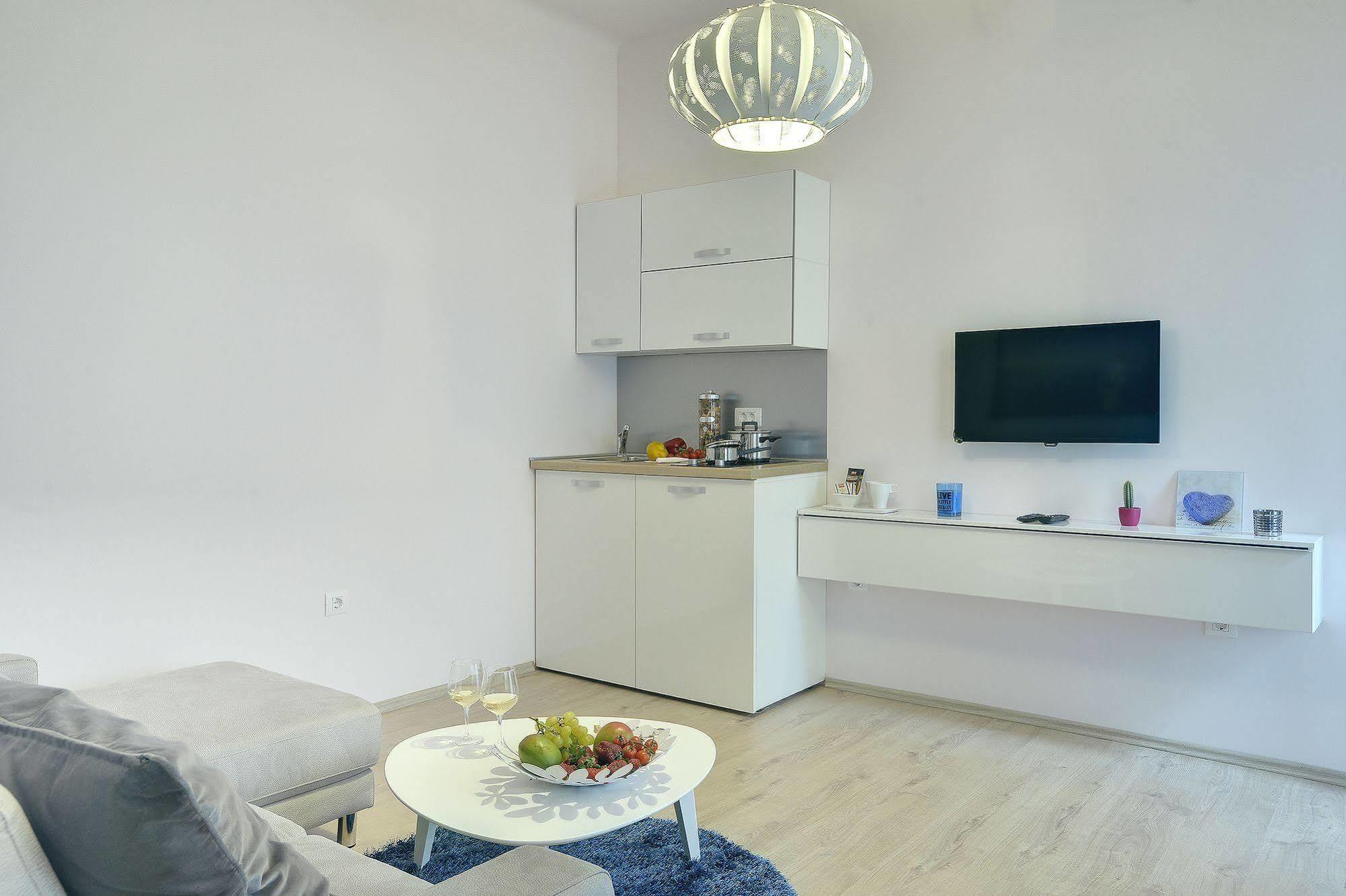 D&a Center With Free Parking Apartment *