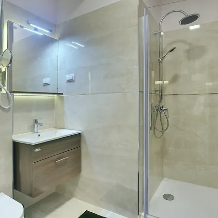 D&A Center Apartments With Free Parking Pula Exterior photo