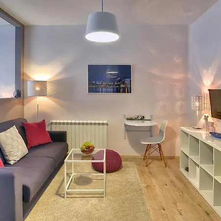 D&A Center Apartments With Free Parking Pula Exterior photo