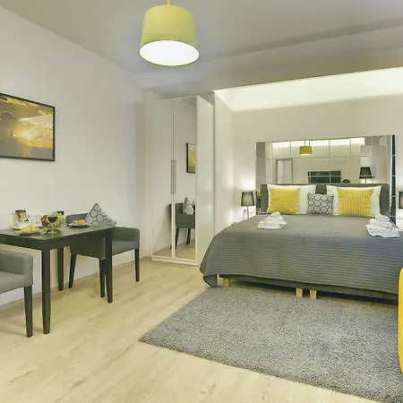 D&A Center Apartments With Free Parking Pula Exterior photo
