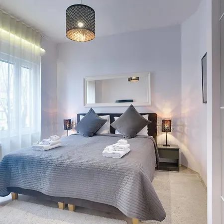 D&A Center Apartments With Free Parking Pula Exterior photo