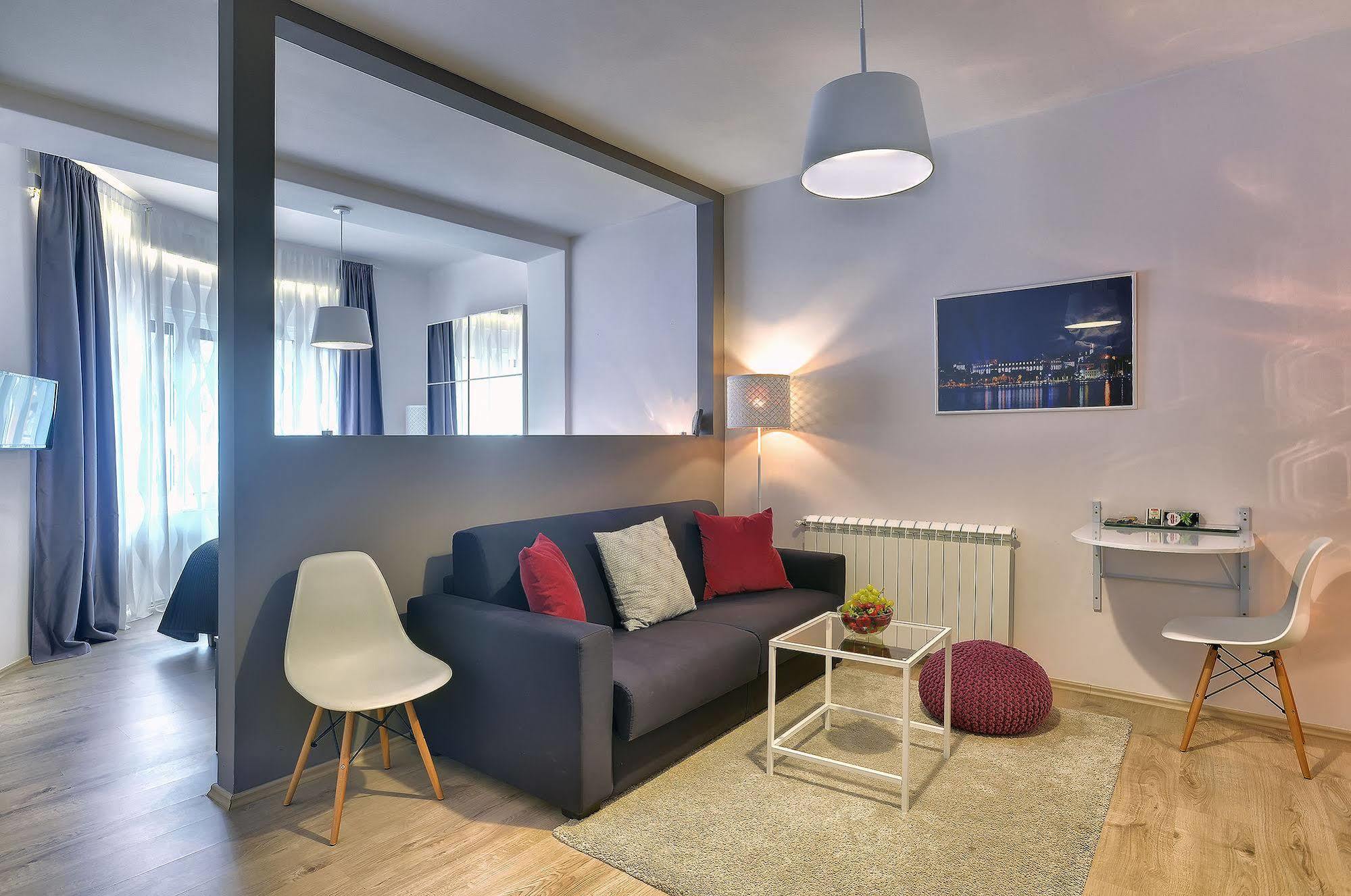 D&a Center With Free Parking Pula